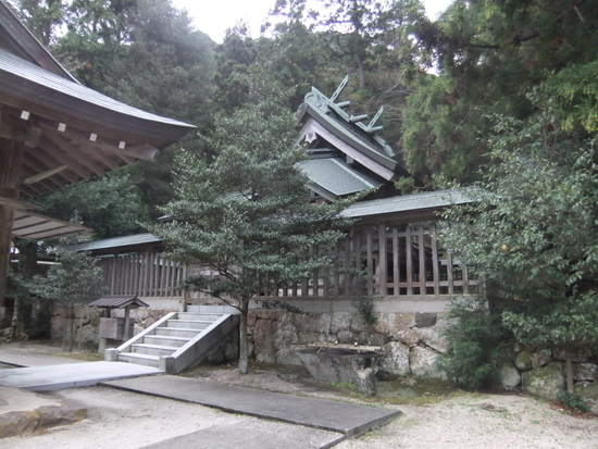 伊奈西波岐神社