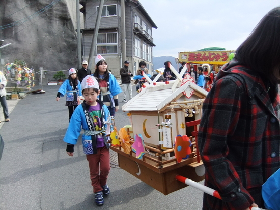 3.6 十六島浦許豆神社 十六島海苔収穫 獅子舞巡幸