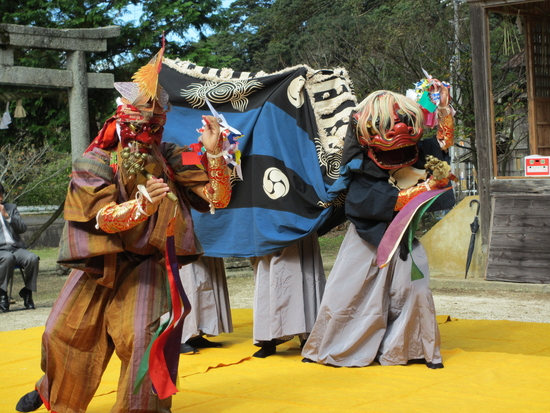 10.18 意保美神社(垂水神社)秋祭り・奉納獅子舞