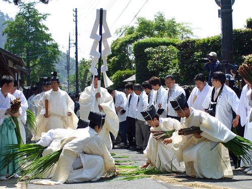 「平成の大遷宮」本殿遷座祭