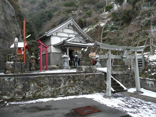村社　石上神社