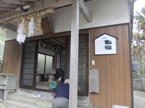 田々神社　拝殿